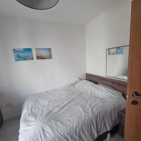 Harmony Flats Apartment *